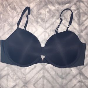New VS push up bra // 38C